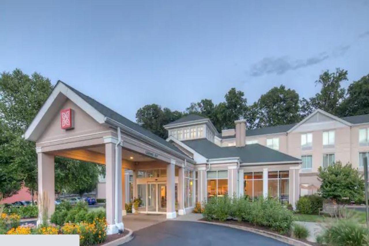 Hilton Garden Inn Norwalk Eksteriør billede
