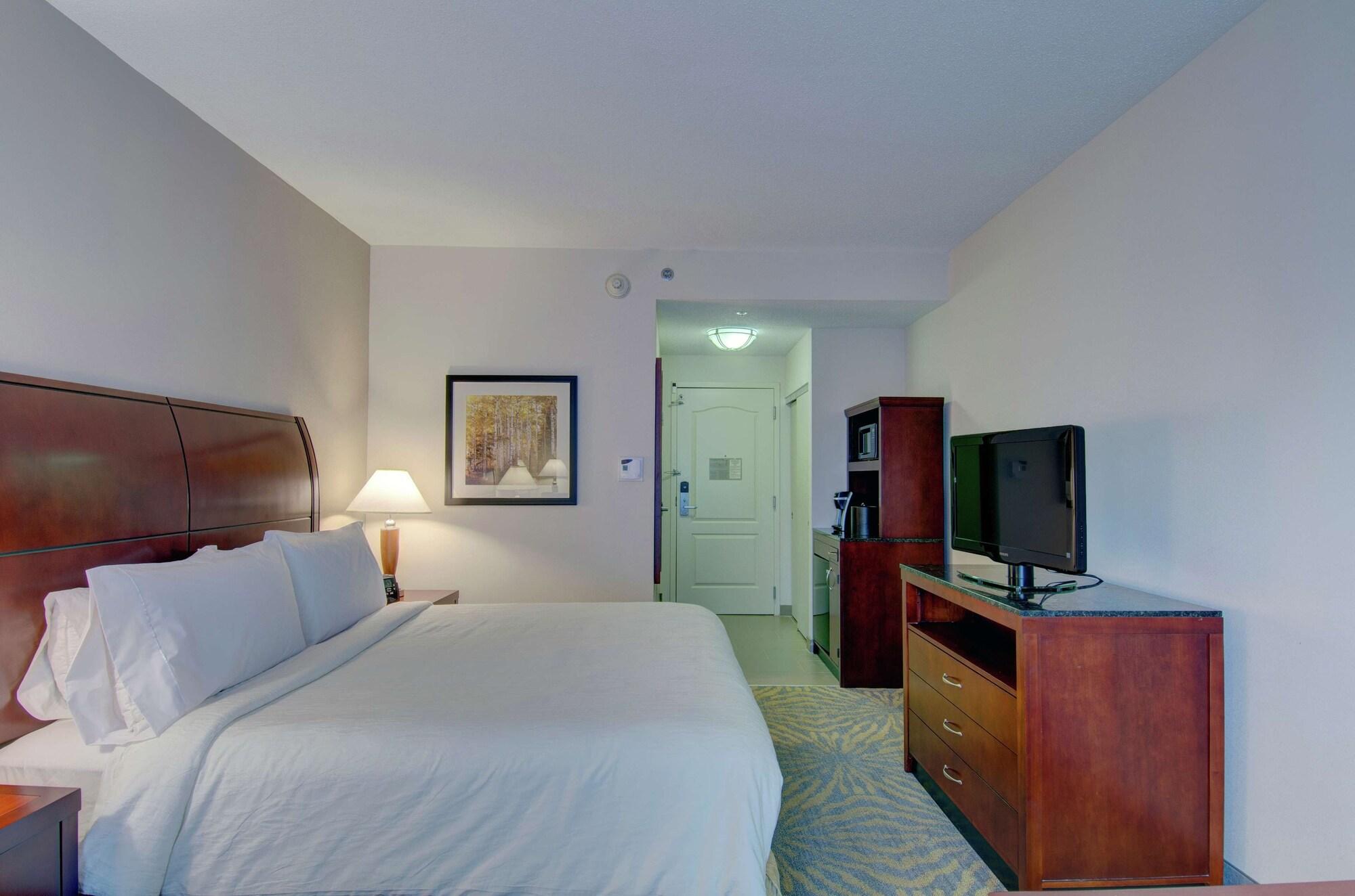 Hilton Garden Inn Norwalk Eksteriør billede