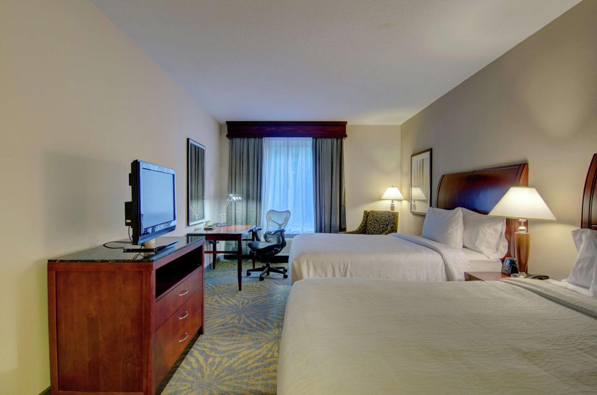 Hilton Garden Inn Norwalk Eksteriør billede