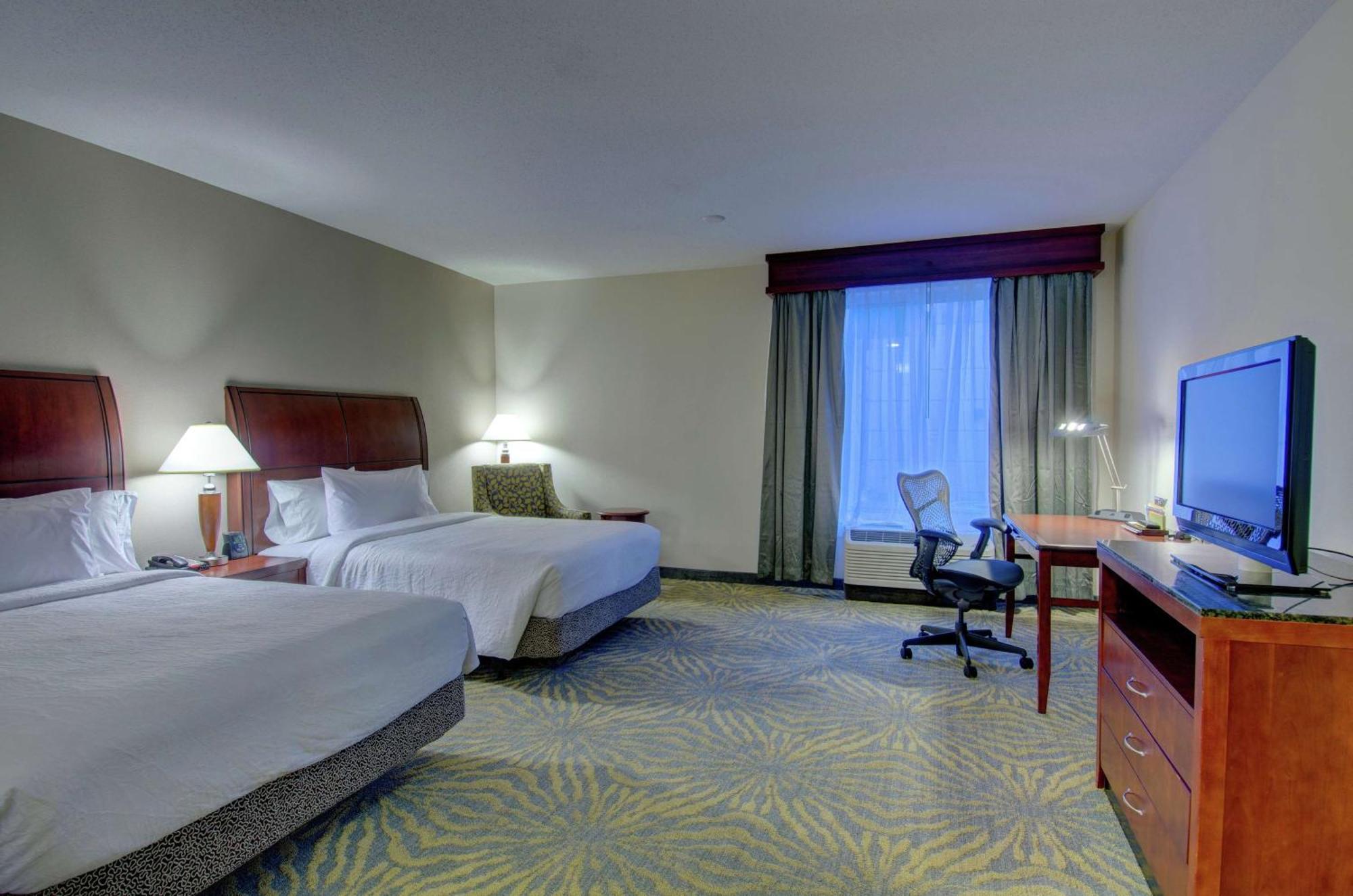 Hilton Garden Inn Norwalk Eksteriør billede