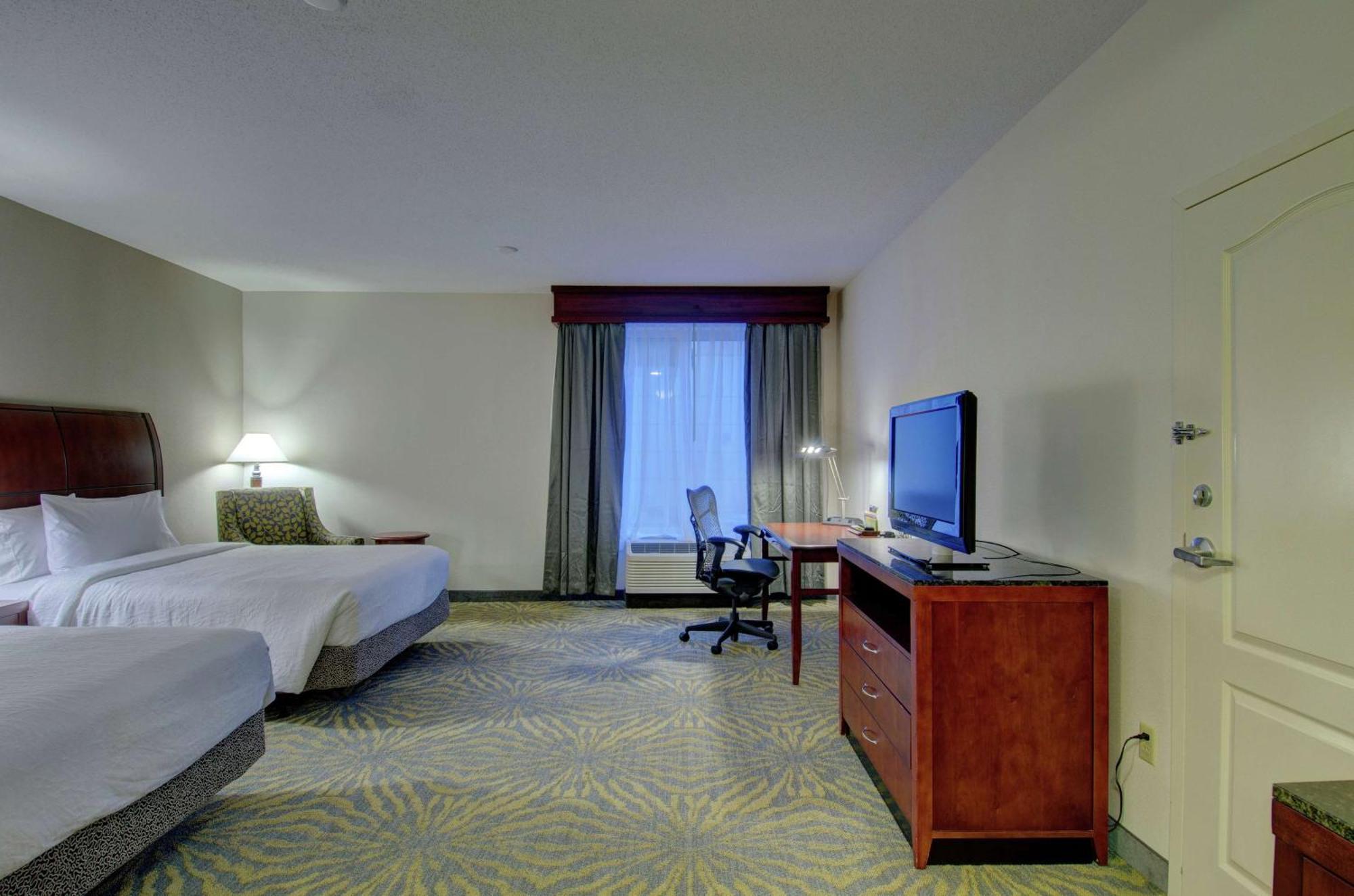 Hilton Garden Inn Norwalk Eksteriør billede
