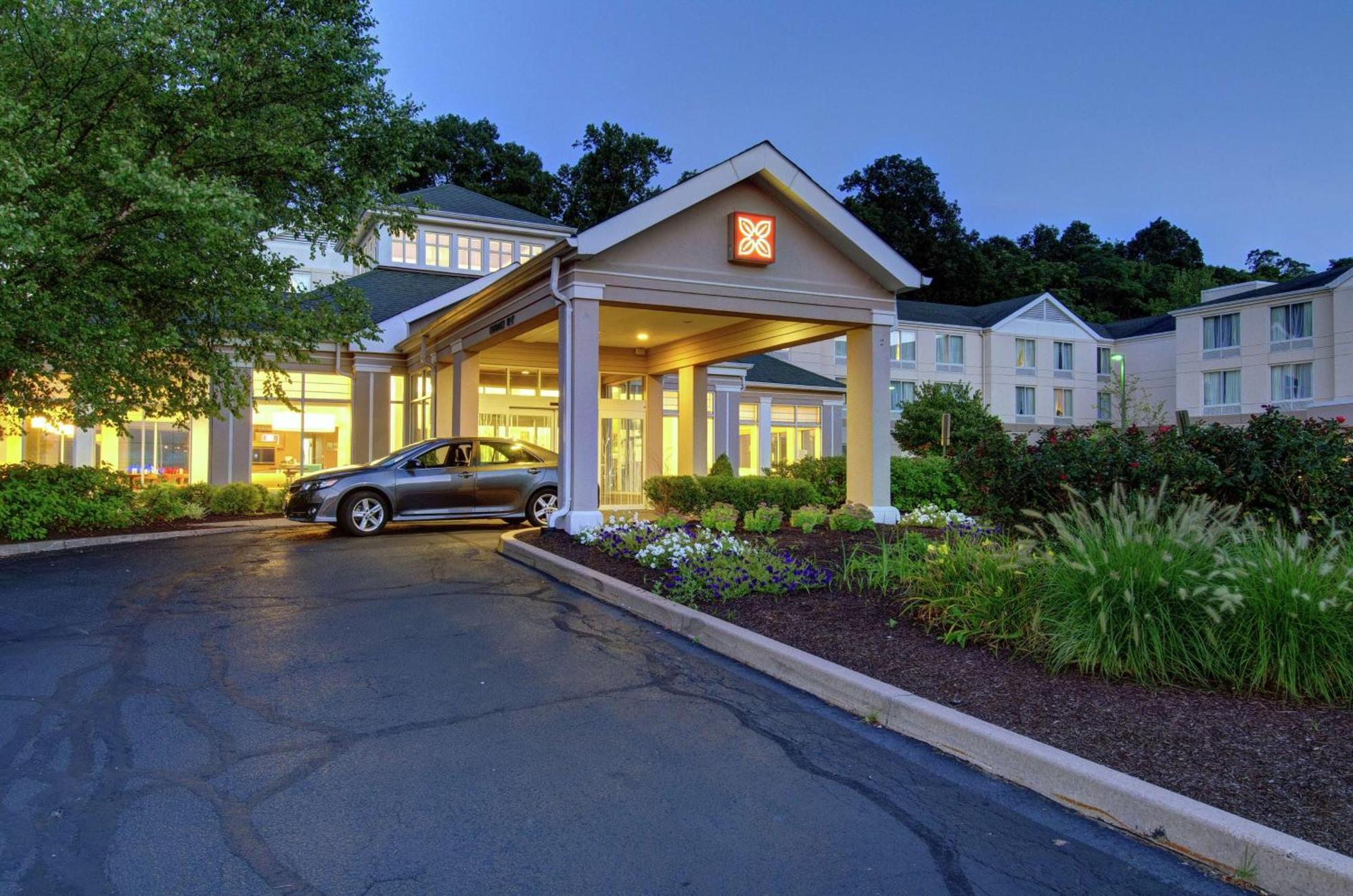 Hilton Garden Inn Norwalk Eksteriør billede