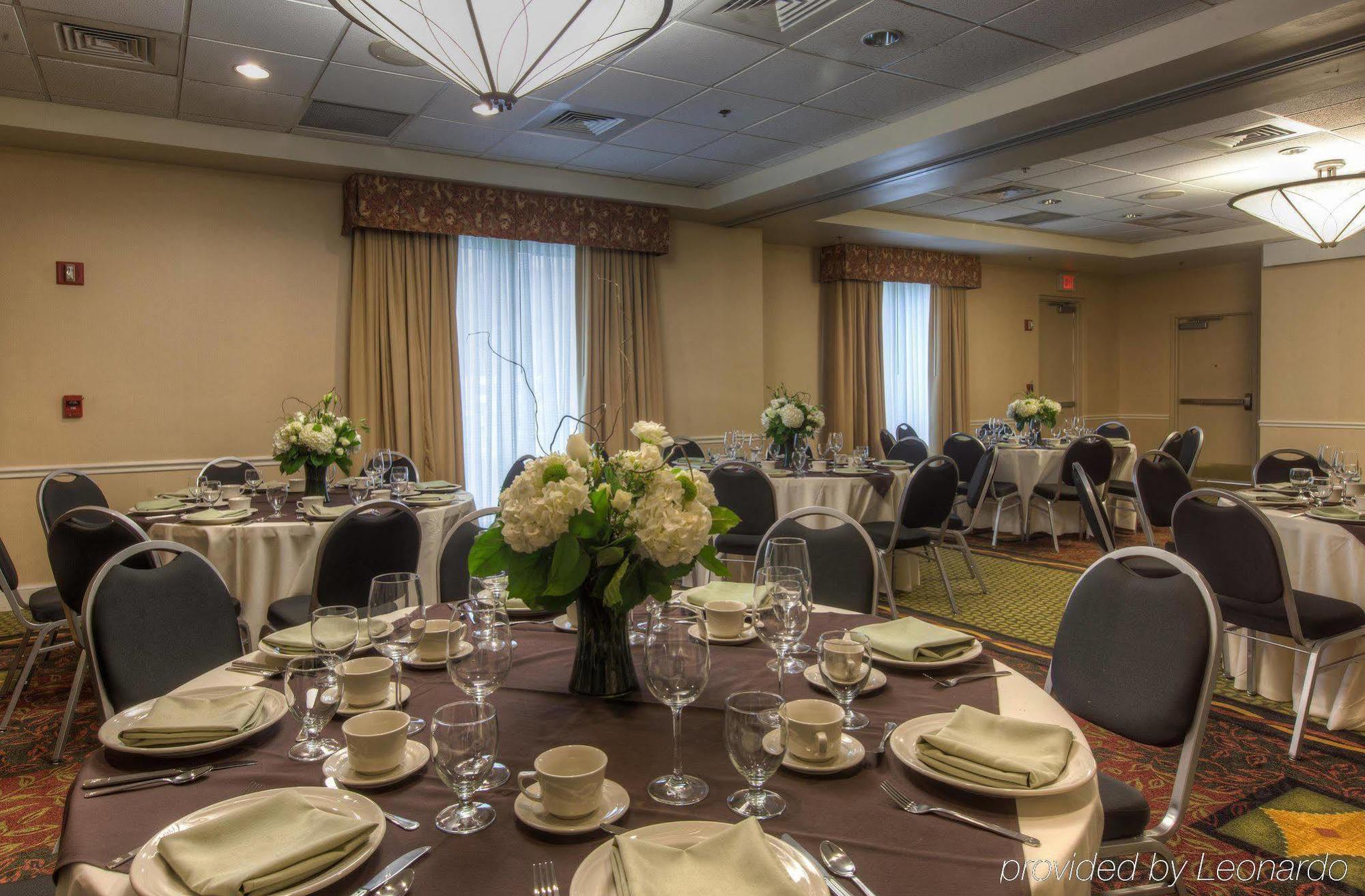 Hilton Garden Inn Norwalk Restaurant billede